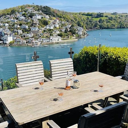 Out To Sea - Stunning Views, Elevated Position With Onsite Parking Villa Dartmouth Esterno foto