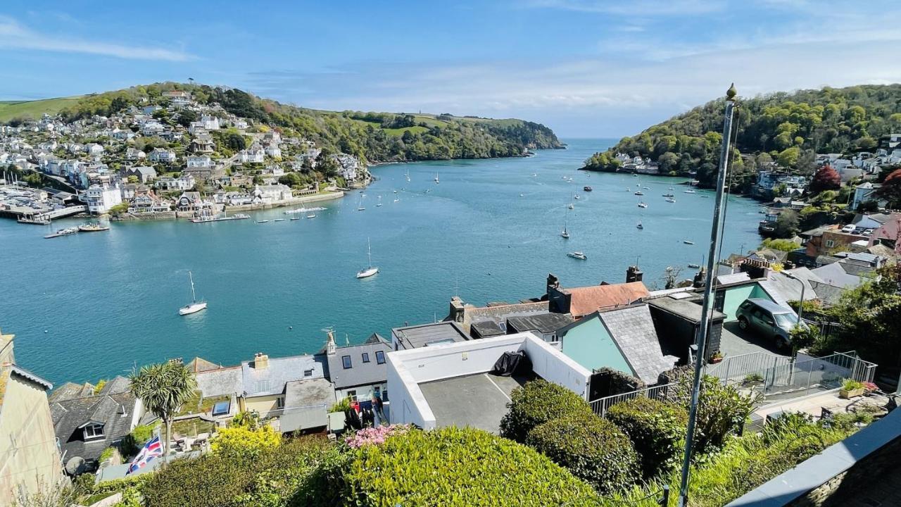 Out To Sea - Stunning Views, Elevated Position With Onsite Parking Villa Dartmouth Esterno foto