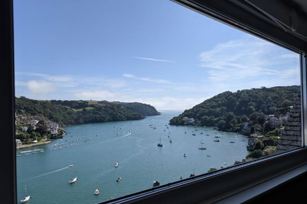 Out To Sea - Stunning Views, Elevated Position With Onsite Parking Villa Dartmouth Esterno foto